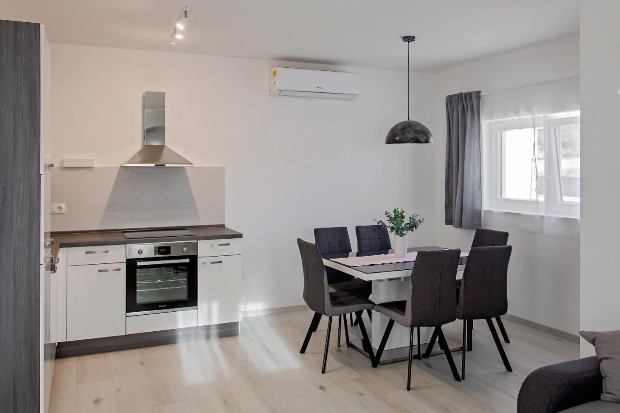 Apartment Stocic 로고즈니차 외부 사진
